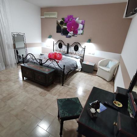 Bed & Breakfast Villa Flora Eredita Εξωτερικό φωτογραφία