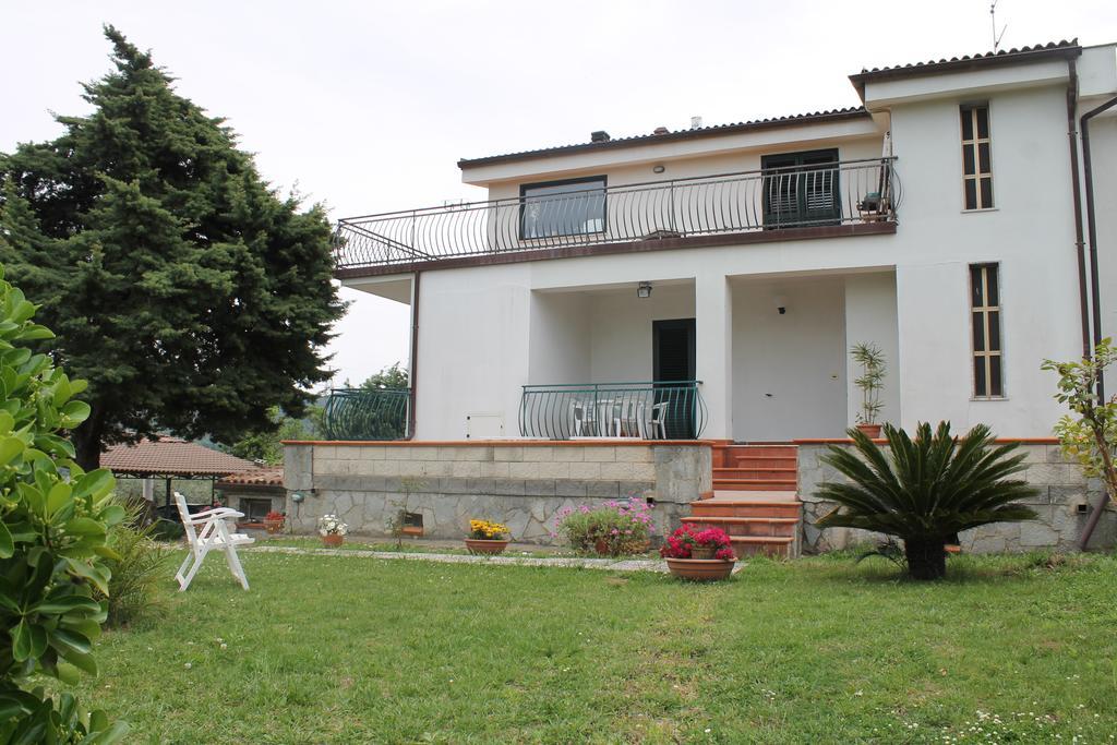 Bed & Breakfast Villa Flora Eredita Εξωτερικό φωτογραφία